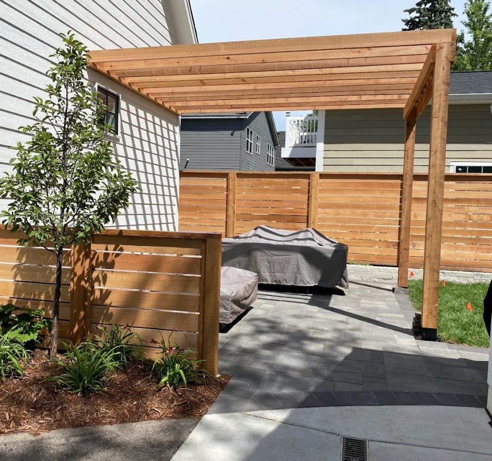 Fence and pergola installation