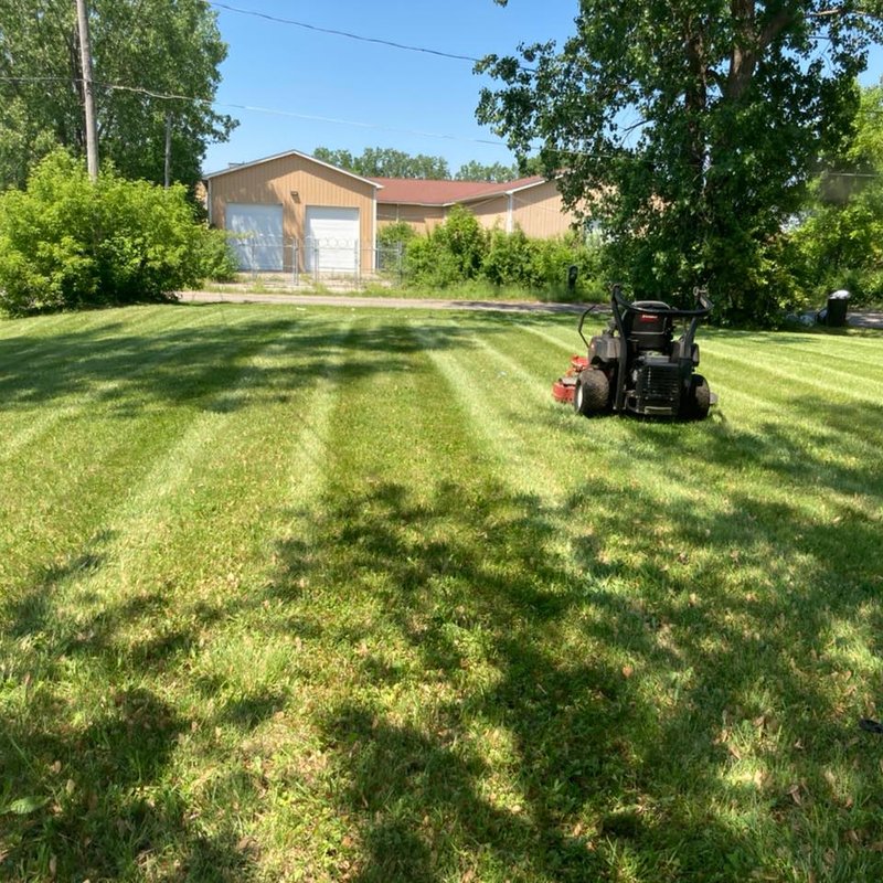 Residential Lawn Mowing Service in Edmonton